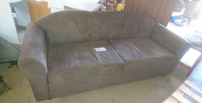 Lounge good condition $50